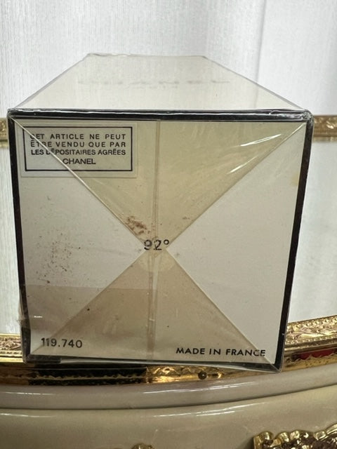 Chanel No 19 edt 82 g (82 ml). Extremely rarity original 1971 edition. – My  old perfume