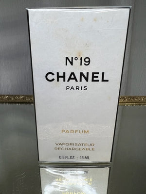 Chanel No 19 pure parfum 15 ml. Vintage 1990. Sealed