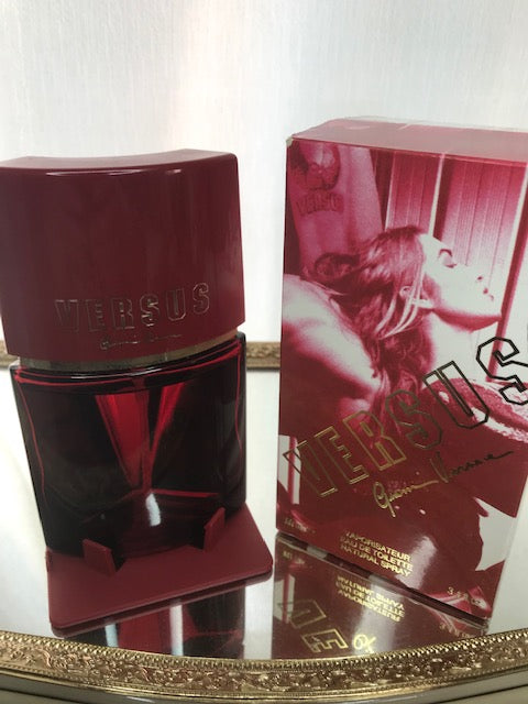 Versus Donna Versace edt 100 ml. Rare, 1992 edition. Box without Full