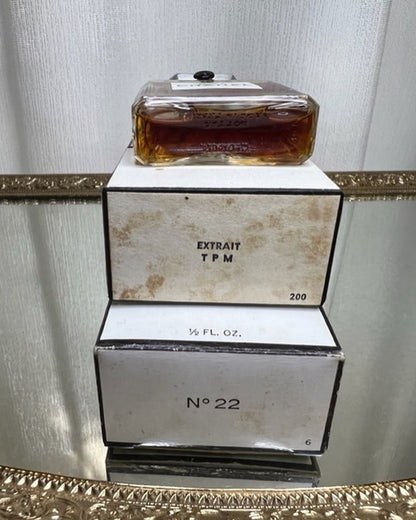 Chanel No 22 extrait 15 ml. Vintage 1960 original. Sealed