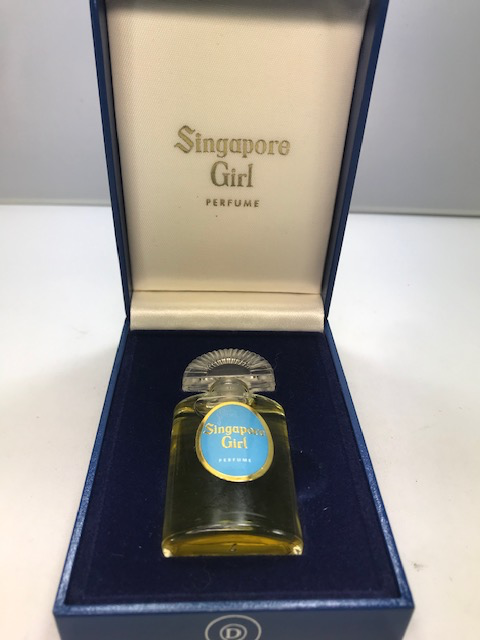 Singapore girl Dadi pure parfum 14 ml. Rare, vintage. First edition. Sealed